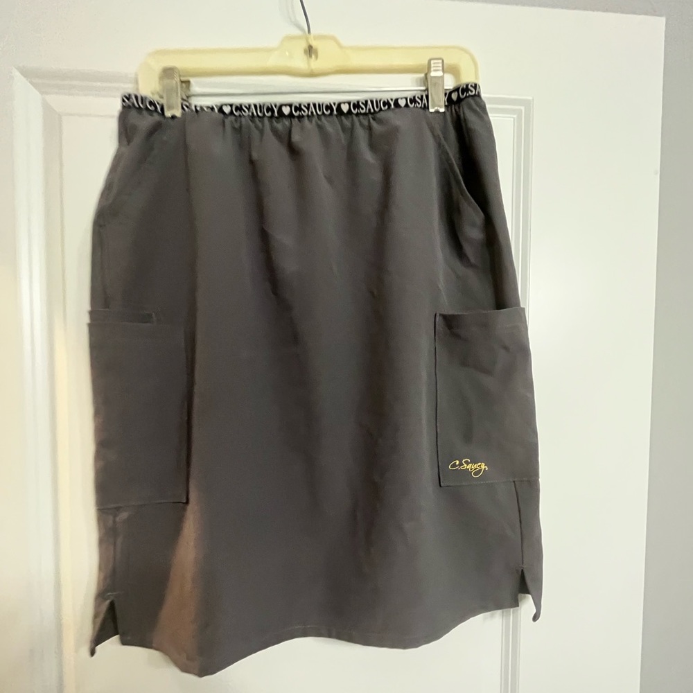 Scrub skirt